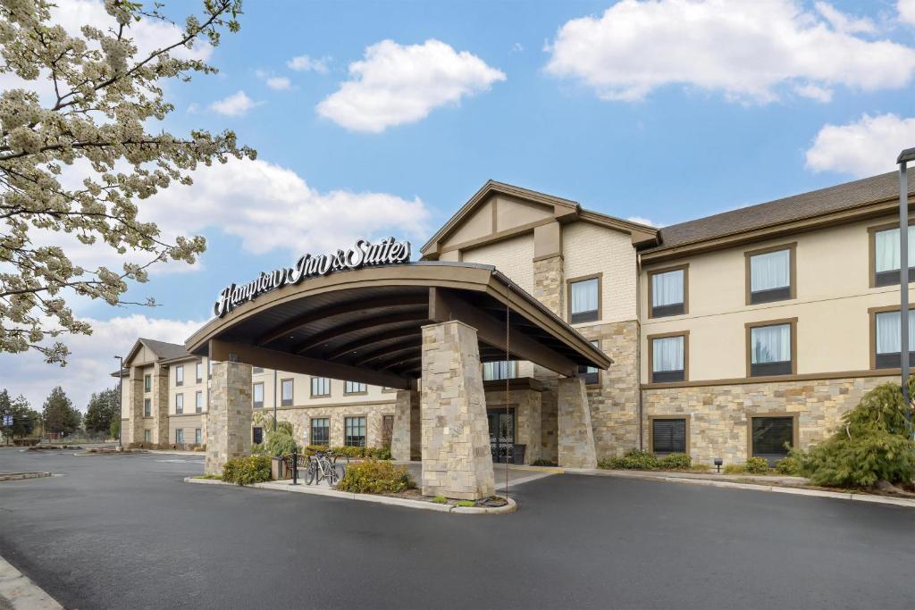 Hampton Inn & Suites Bend in Bend