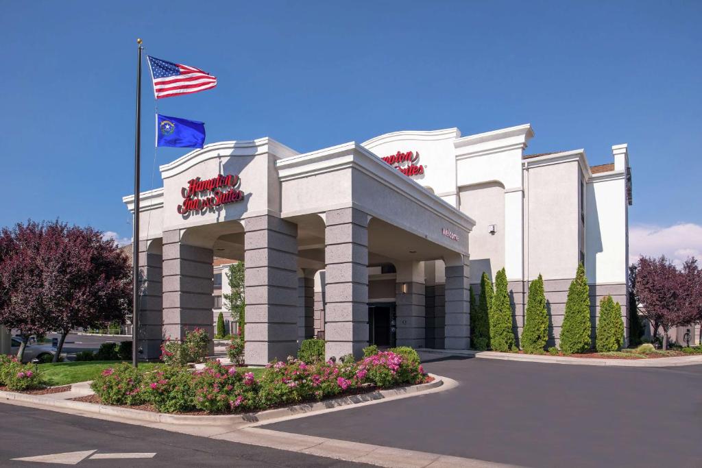 Hampton Inn & Suites Carson City in Carson City