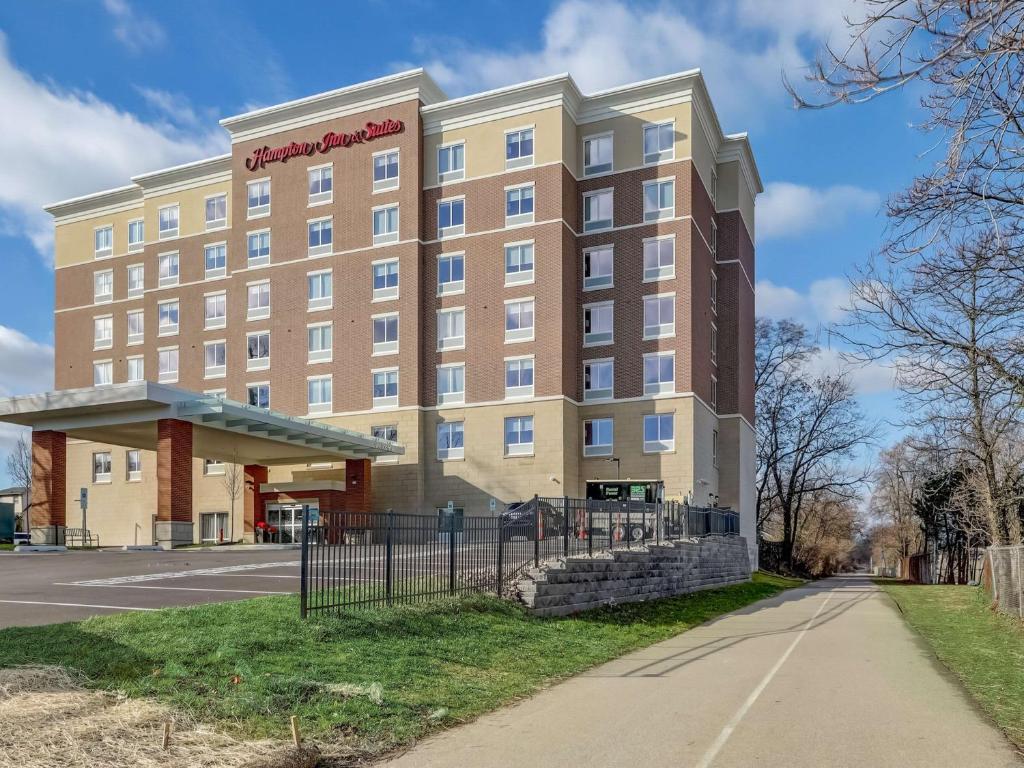 Hampton Inn & Suites Cincinnati Midtown Rookwood in Cincinnati
