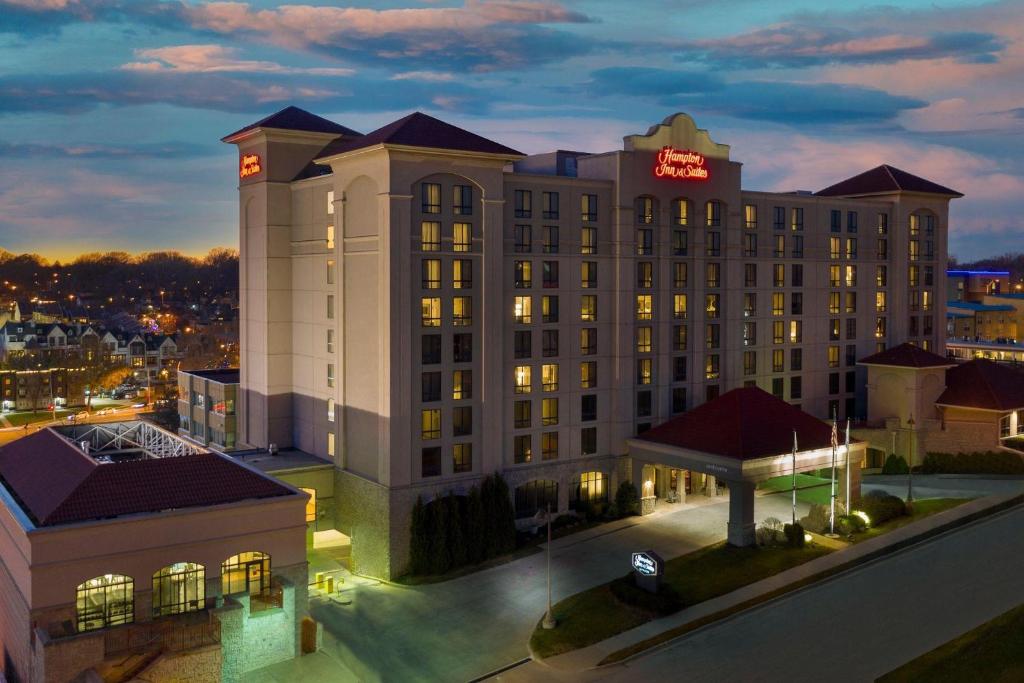 Hampton Inn & Suites Country Club Plaza in Kansas City