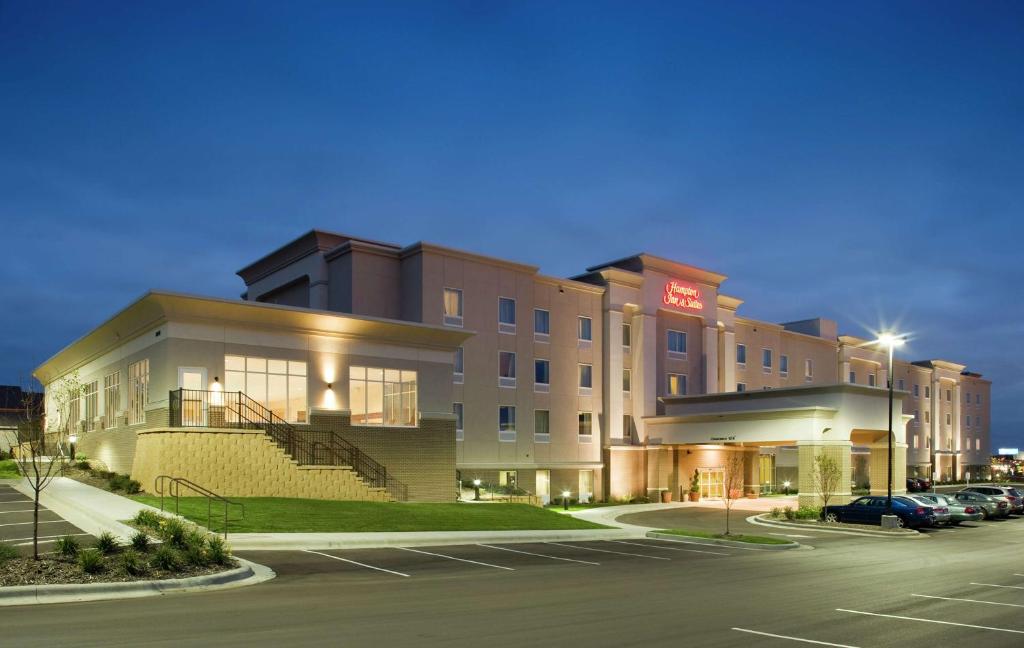 Hampton Inn & Suites Rochester-North in Rochester