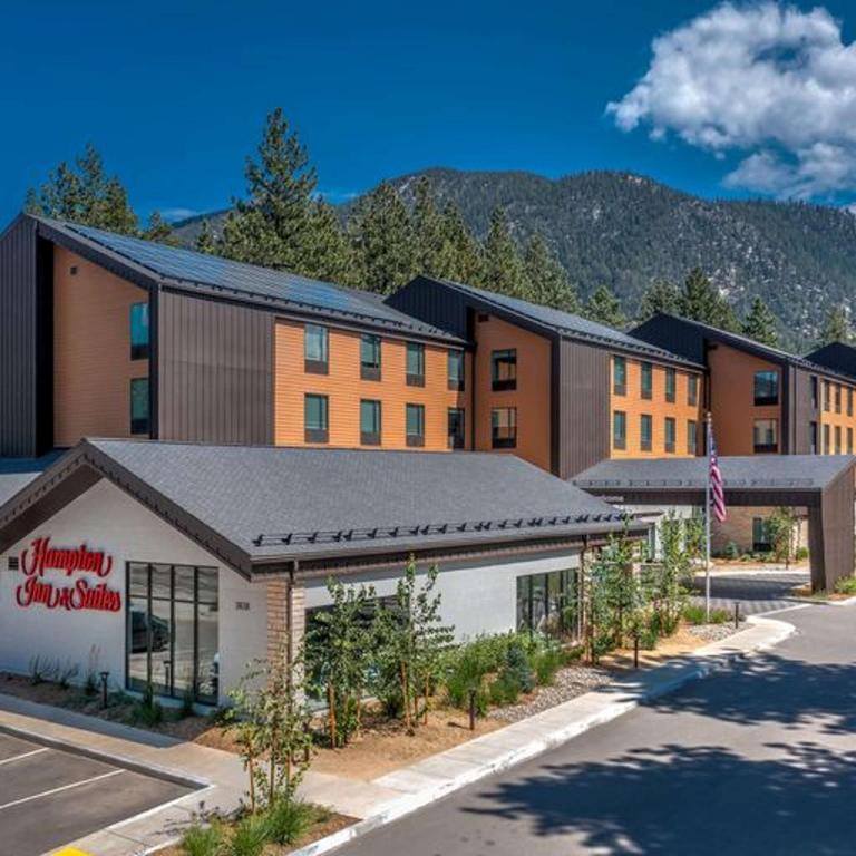 Hampton Inn & Suites South Lake Tahoe in South Lake Tahoe