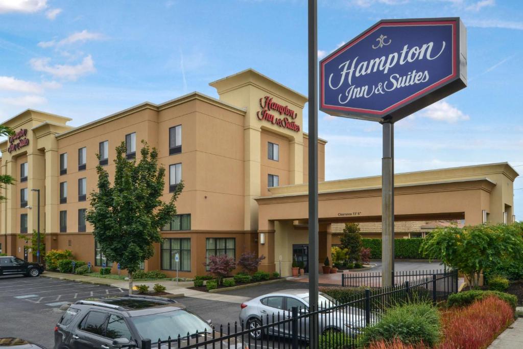 Hampton Inn & Suites Tacoma in Tacoma