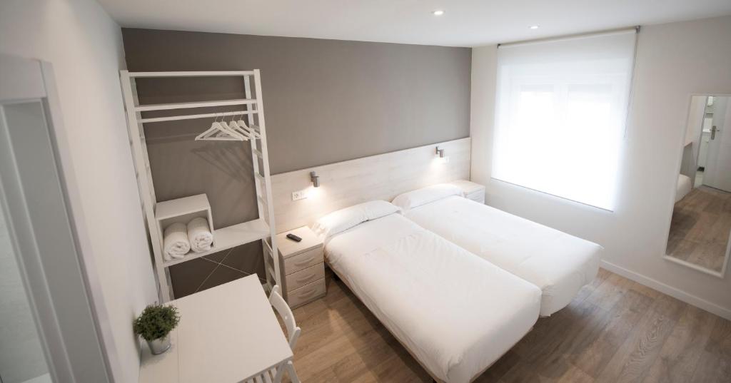 Happy Hostal Carrales in Burgos