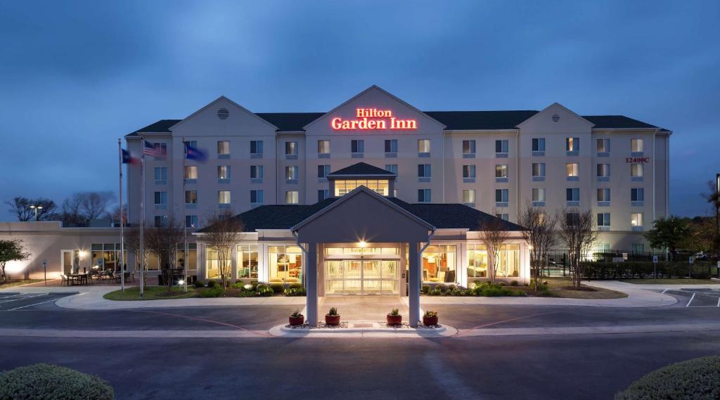 Hilton Garden Inn Austin North in Austin