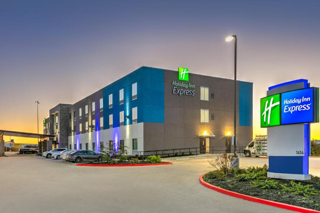 Holiday Inn Express - San Antonio East I-10 by IHG in San Antonio