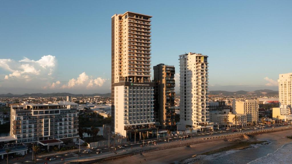 Holiday Inn Express & Suites Mazatlan by IHG in Mazatlán