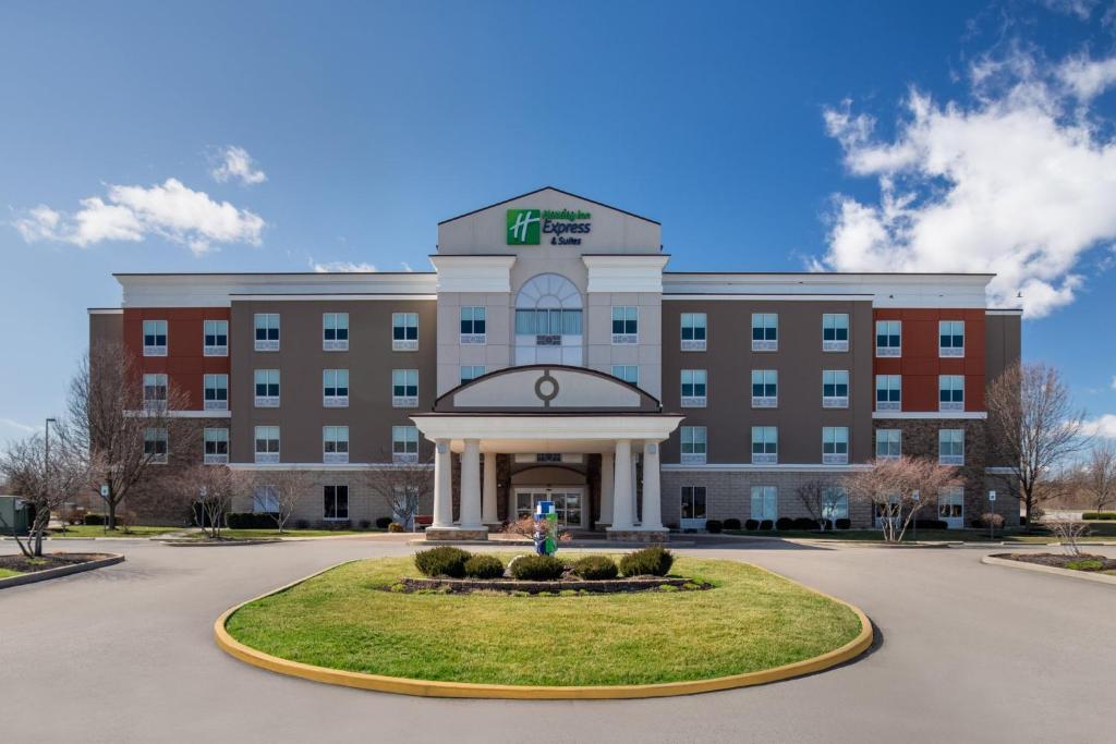 Holiday Inn Express & Suites Terre Haute by IHG in Terre Haute