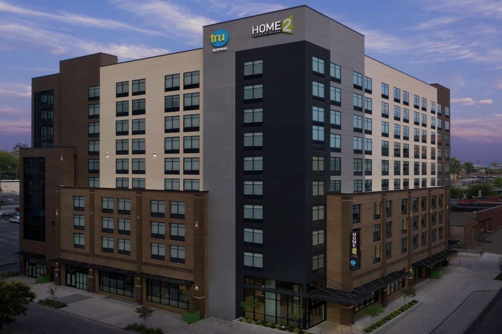Home2 Suites By Hilton Nashville Downtown Convention Center in Nashville