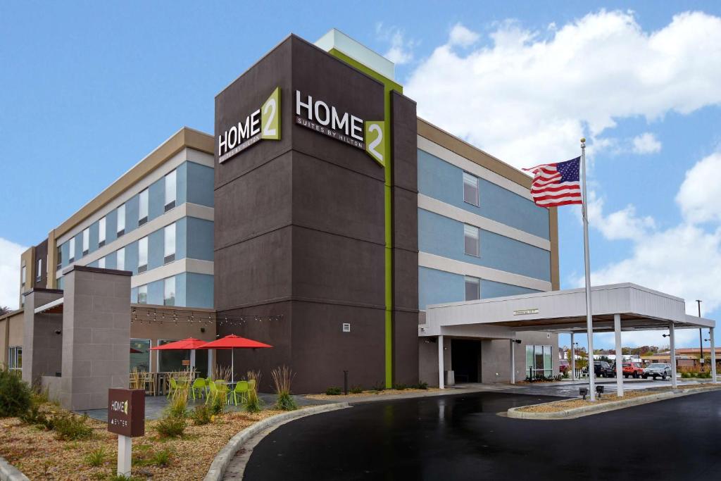 Home2 Suites Eau Claire South, Wi in Eau Claire