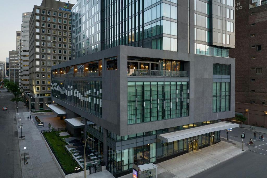 HONEYROSE Hotel, Montreal, a Tribute Portfolio Hotel in Montréal