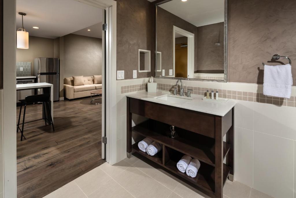 Hotel Aventura in Los Angeles