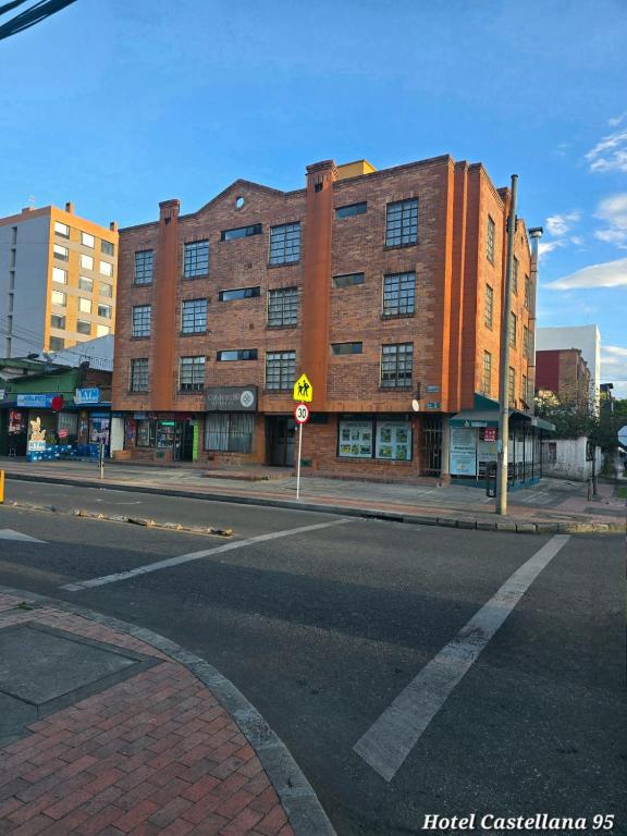 Hotel Castellana 95 Bogota By Hoteles Confort 80 in Bogota