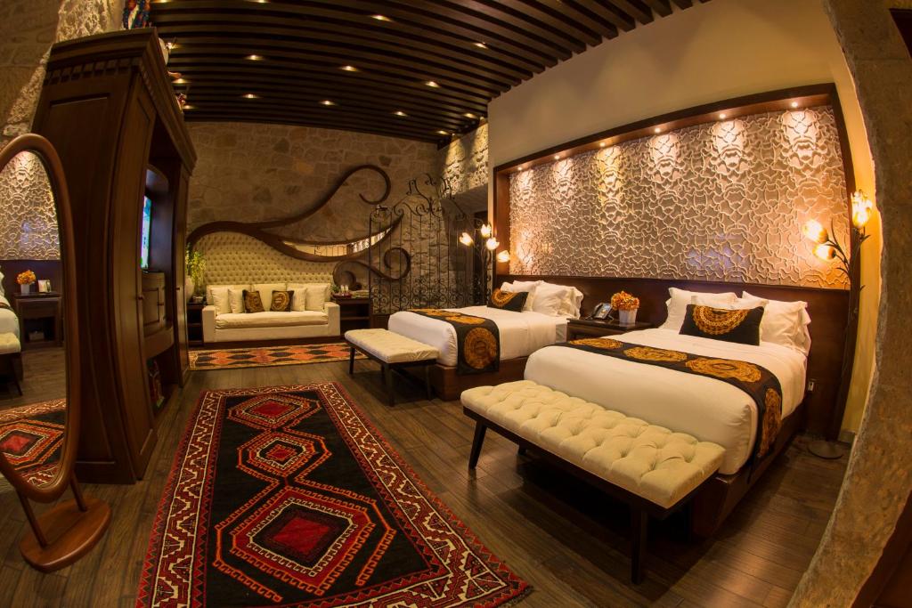 Hotel De La Soledad in Morelia