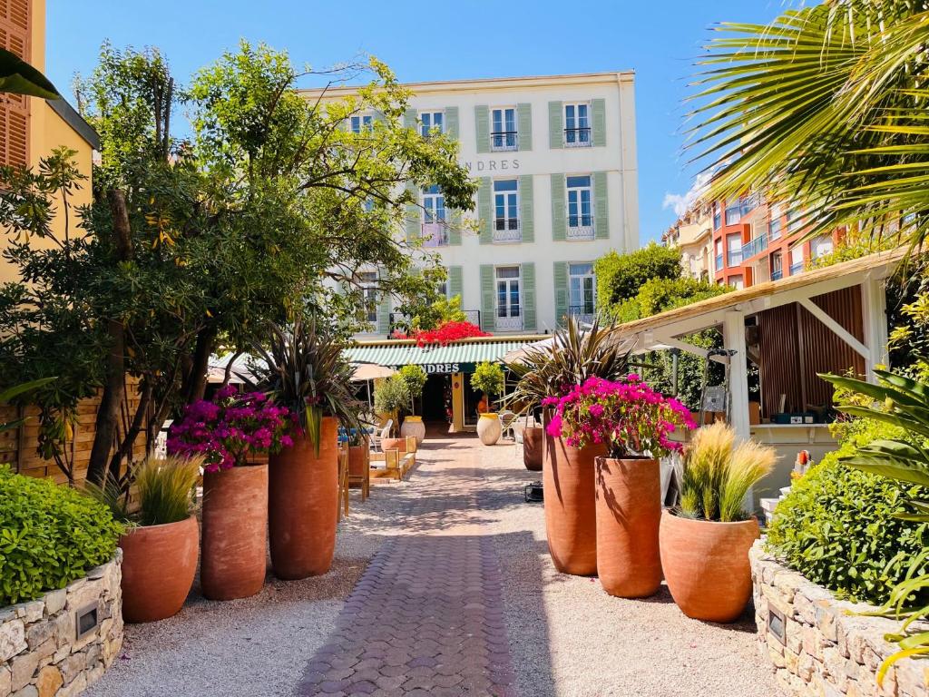 Hôtel De Londres in Menton