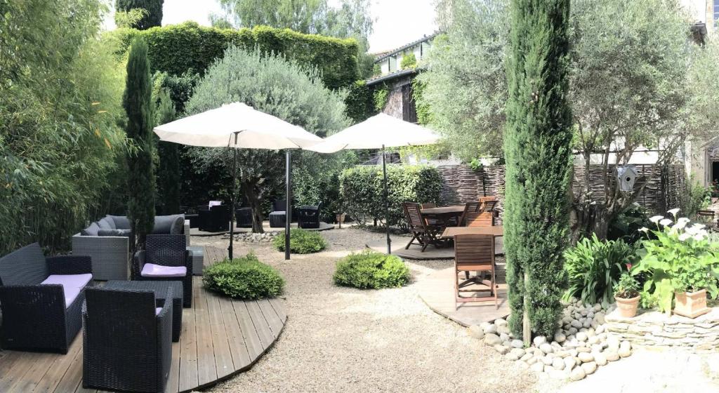 Hotel du Pont Vieux, au pied de la Cité Médiévale in Carcassonne