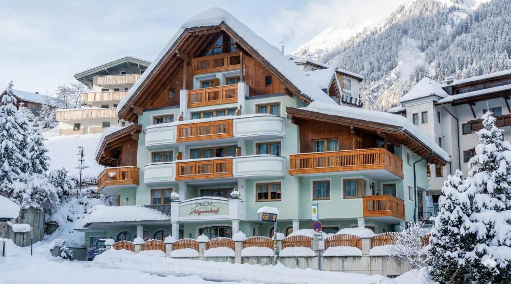 Hotel Garni Alpenhof in Ischgl