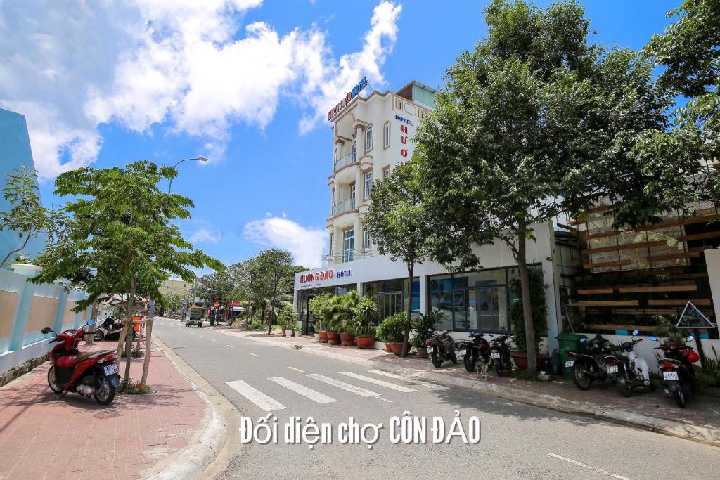 Hotel Hương Đào in Con Dao