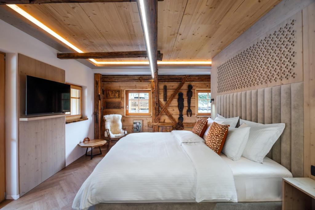 Hotel Julian Alps in Bled