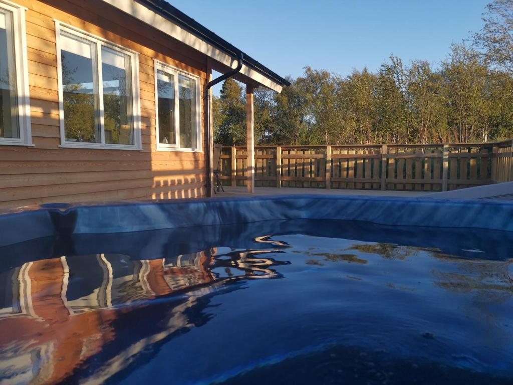Hotel Kjarnalundur- Aurora Dream - Lodges and Rooms in Akureyri