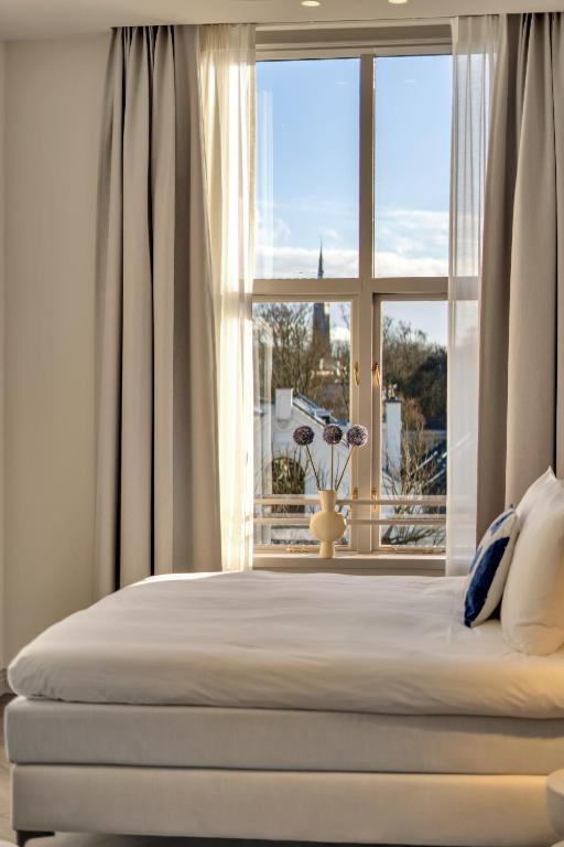 Hotel Kobalt - Den Haag in The Hague