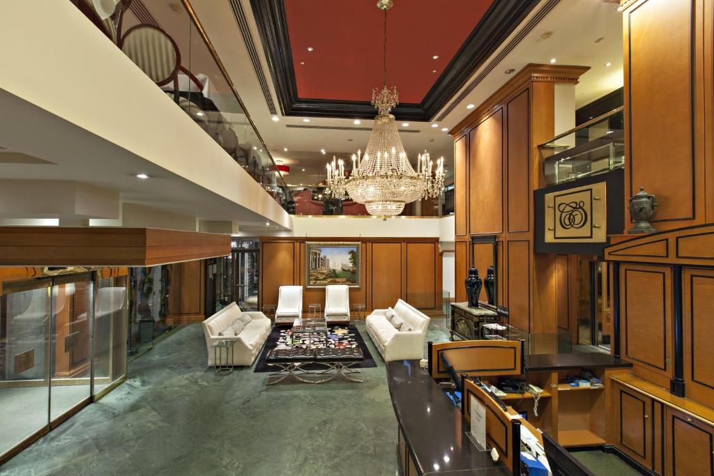 Hôtel Le Cantlie Suites in Montreal