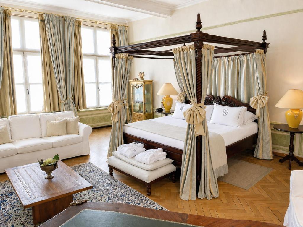 Hotel Le Dixseptième in Brussels