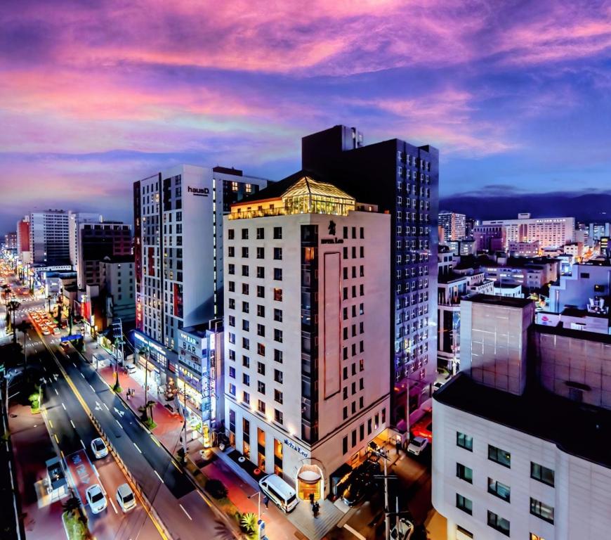 Hotel Leo in Jeju City