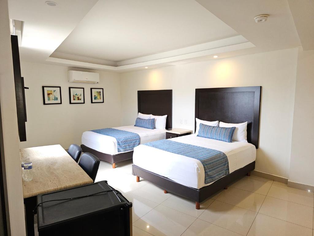 Hotel Maria Elena in Cabo San Lucas
