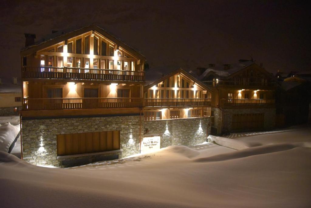 Hotel MONT-BLANC VAL D'ISERE in Val d’Isère