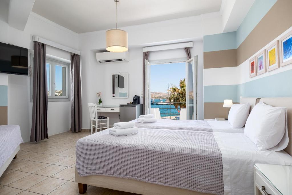 Hotel Oasis in Parikia