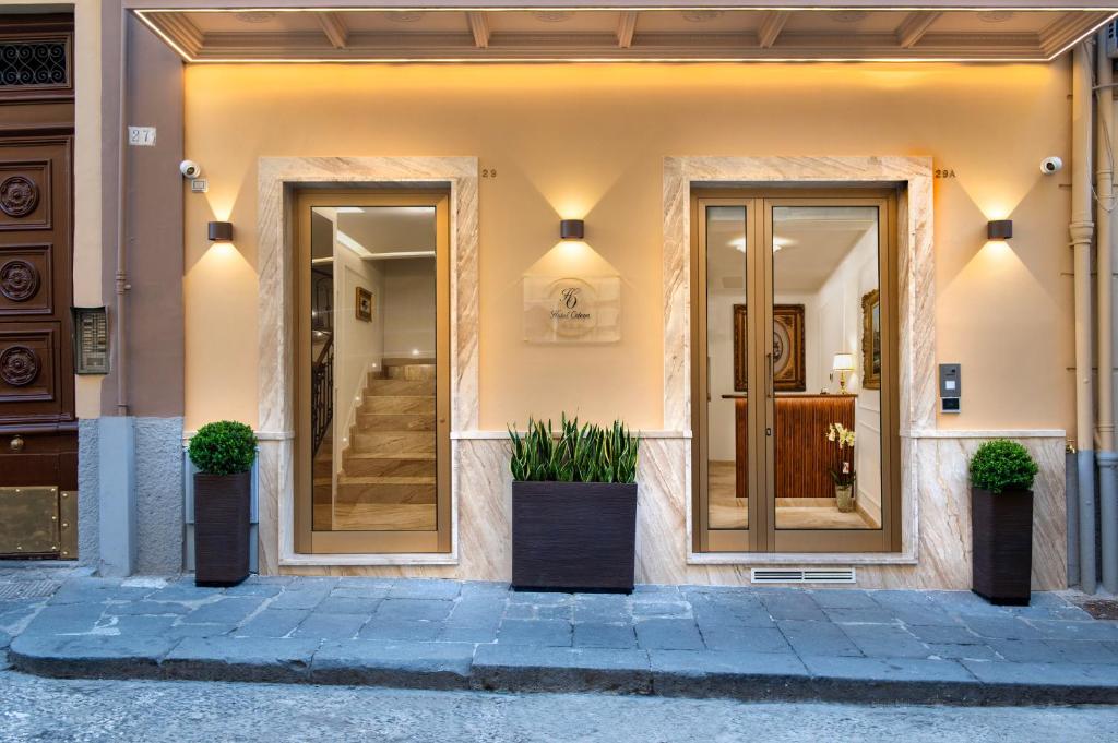 Hotel Odeon Napoli in Naples