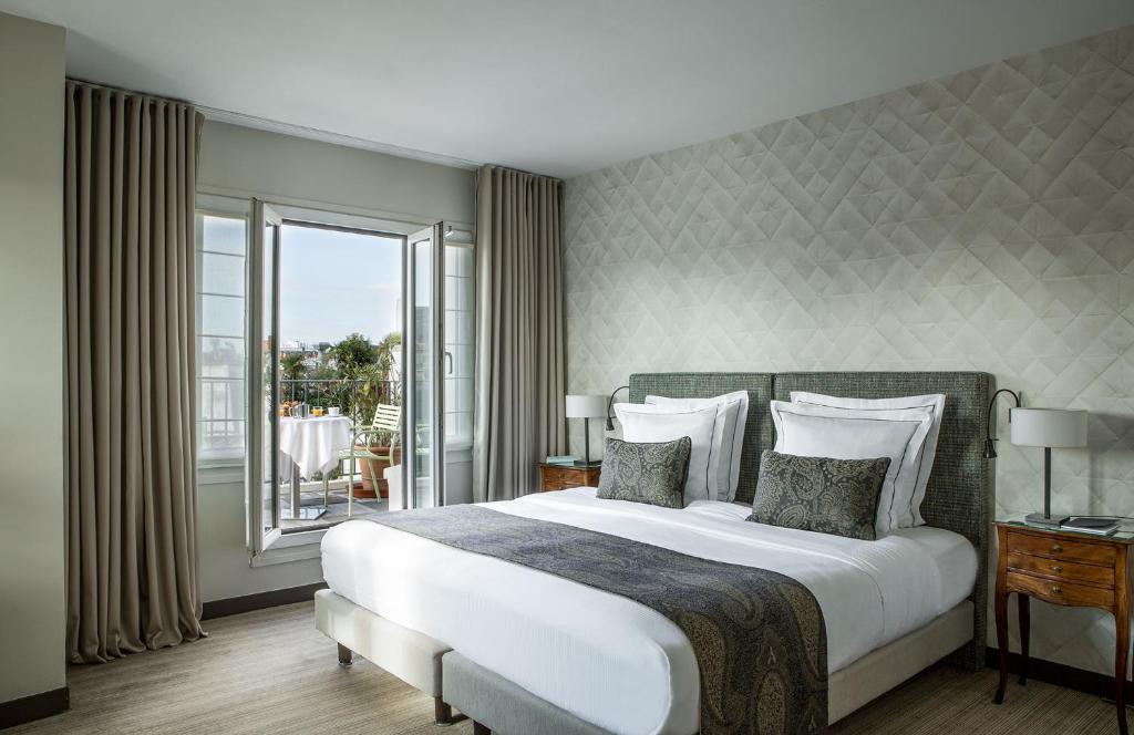 Hôtel Parc Saint-Séverin - Esprit de France in Paris