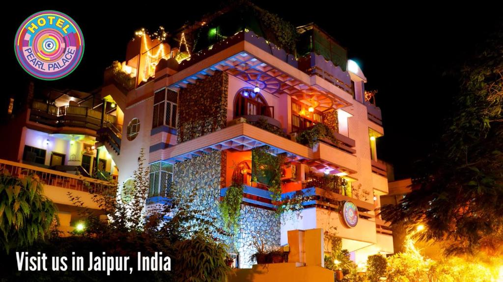 Hotel Pearl Palace Jaipur in Jaipur