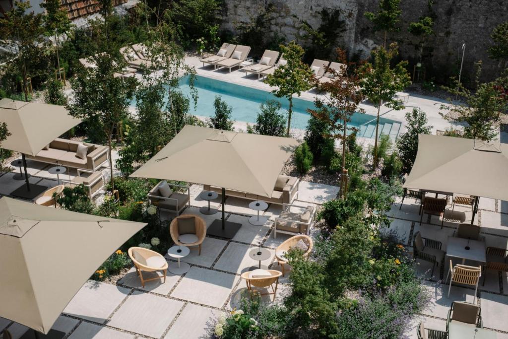 Hotel Rhin Garden in Santander
