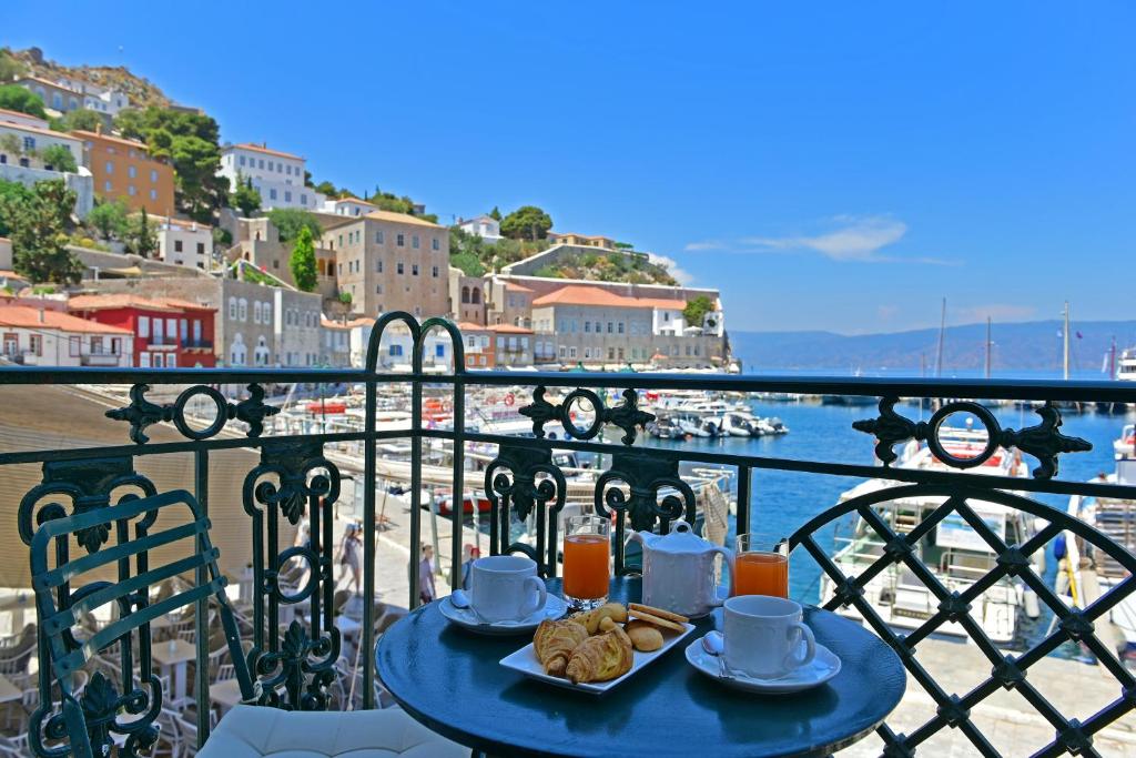 Hotel Sophia in Hydra Town