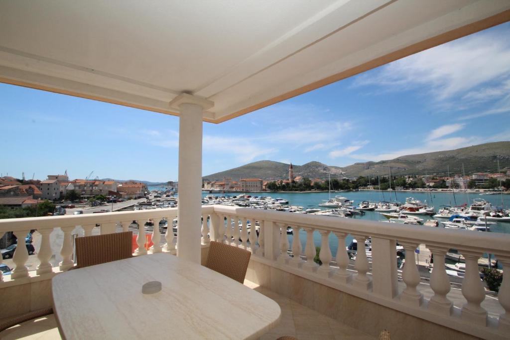 Hotel Trogir Palace in Trogir