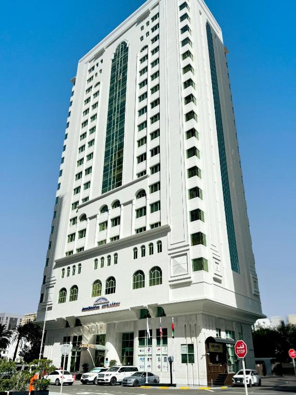 Howard Johnson by Wyndham Abu Dhabi Downtown in Abu Dhabi