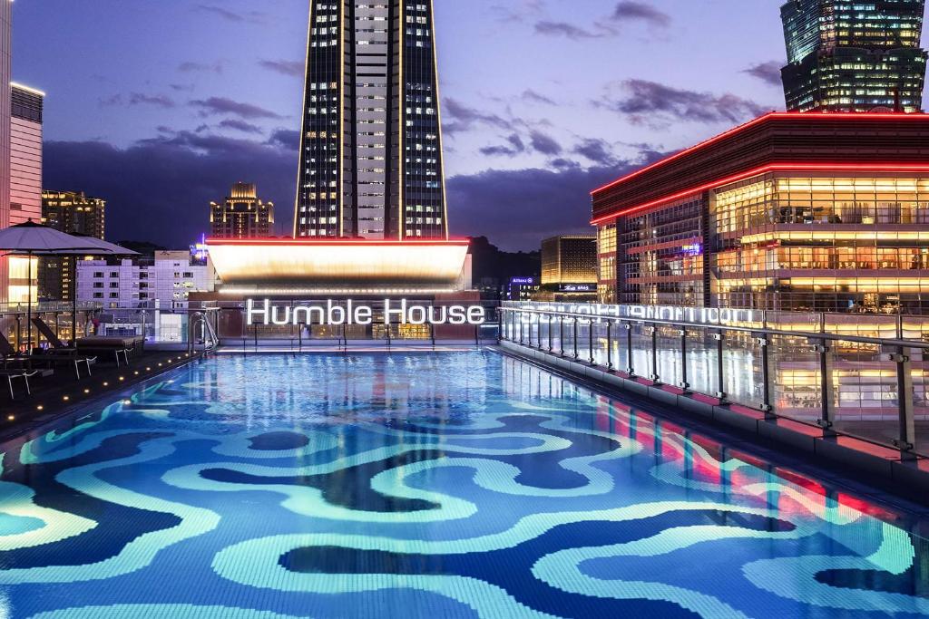 Humble House Taipei, Curio Collection by Hilton in Taipei