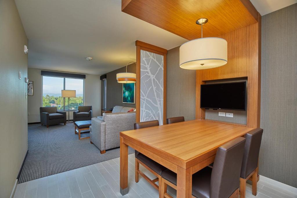 Hyatt Place Eugene/Oakway Center in Eugene
