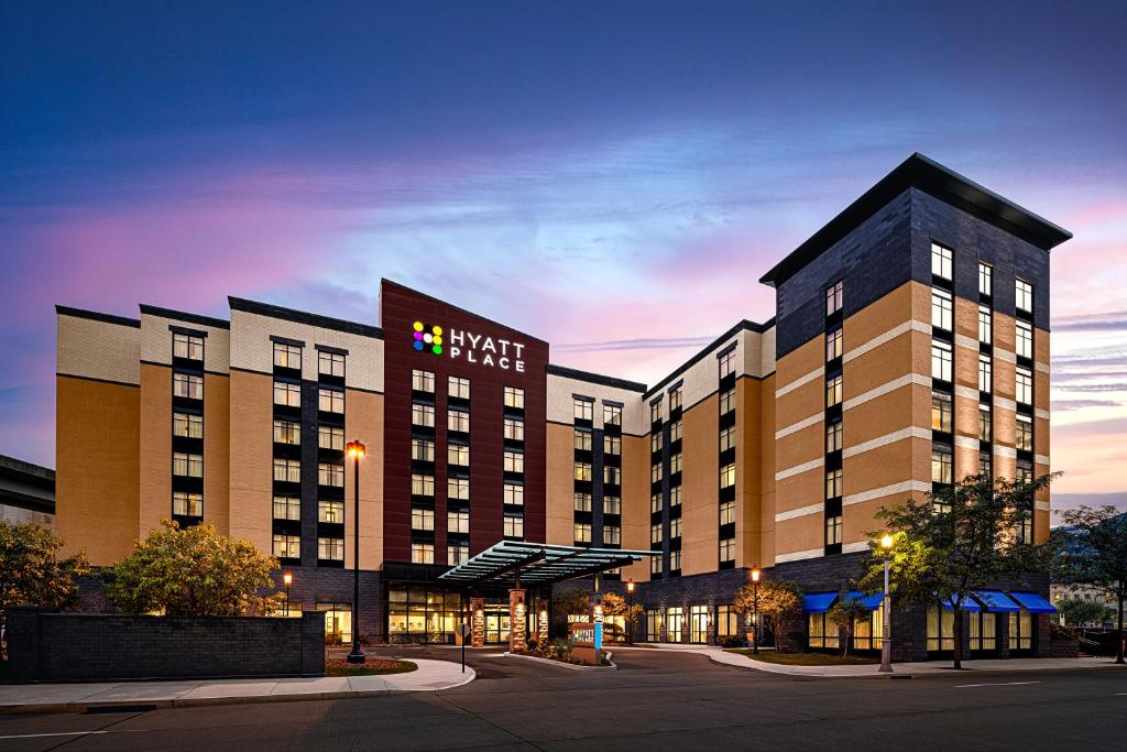 Hyatt Place Pittsburgh North Shore in Pittsburgh