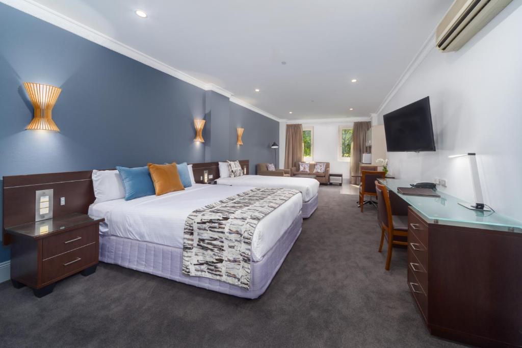 Hyde Park Inn in Sydney