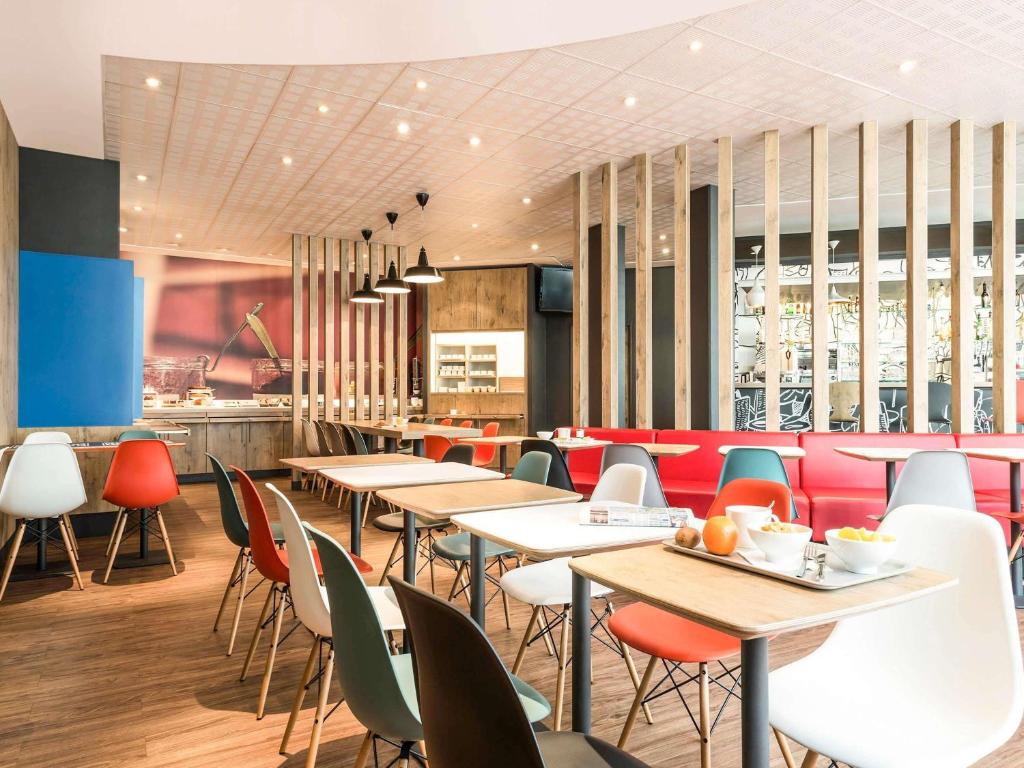 ibis Bordeaux Centre Bastide in Bordeaux