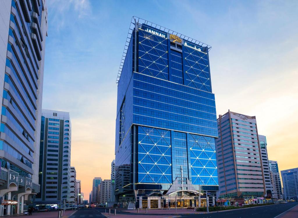 Jannah Burj Al Sarab in Abu Dhabi
