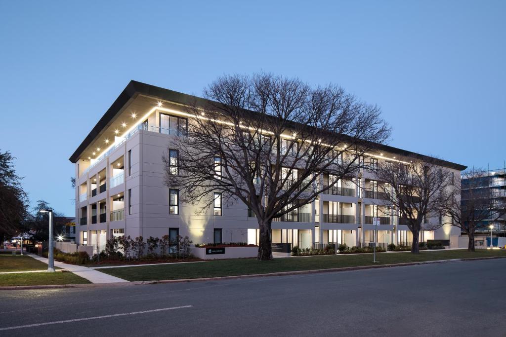 Knightsbridge Canberra in Canberra
