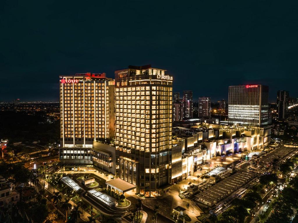 L7 WEST LAKE HANOI by LOTTE HOTELS in Hanoi