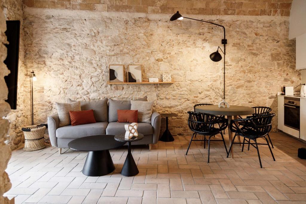 La Comuna by Bon Dia Residences in Girona