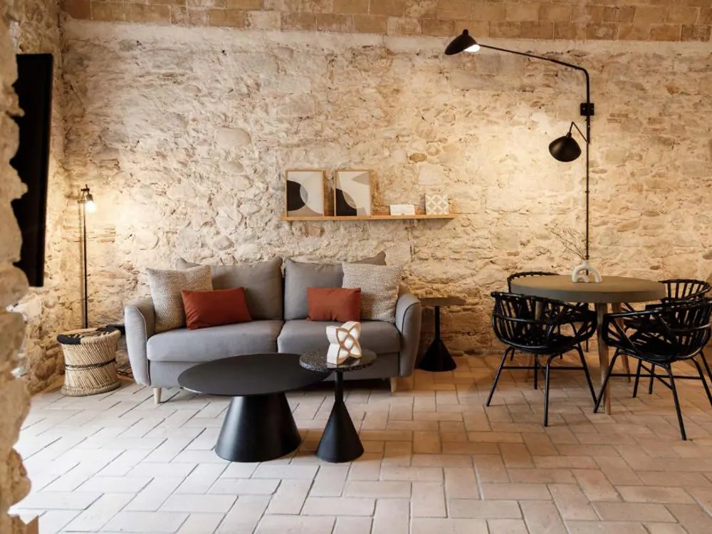 La Comuna by Bon Dia Residences in Girona