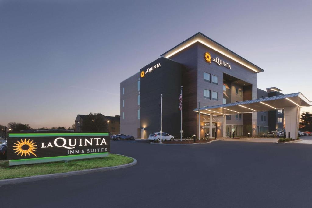 La Quinta by Wyndham Terre Haute in Terre Haute