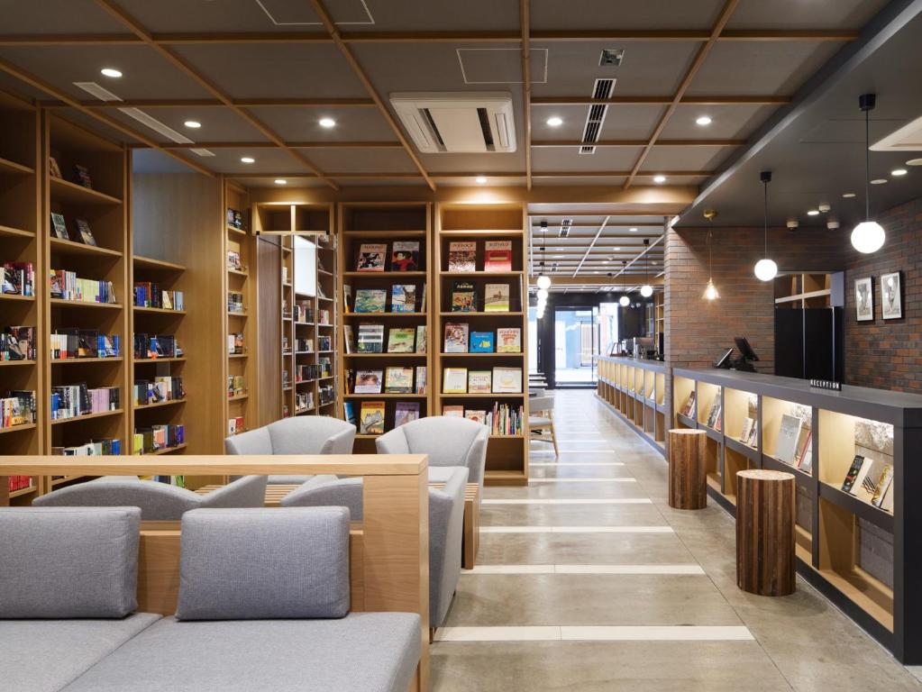 LAMP LIGHT BOOKS HOTEL sapporo in Sapporo